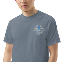 Load image into Gallery viewer, Old School Globe - Men’s Heavyweight T-shirt